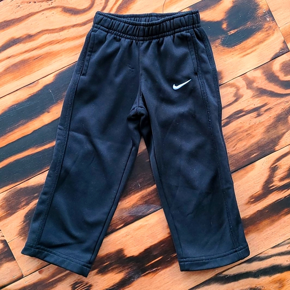 Nike Thermafit Black Pants size 2t